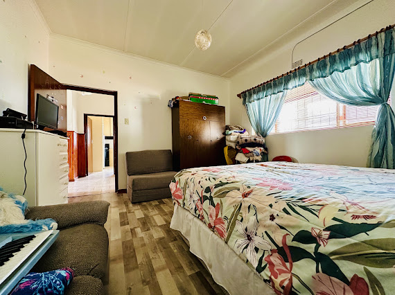 3 Bedroom Property for Sale in Hawston Western Cape